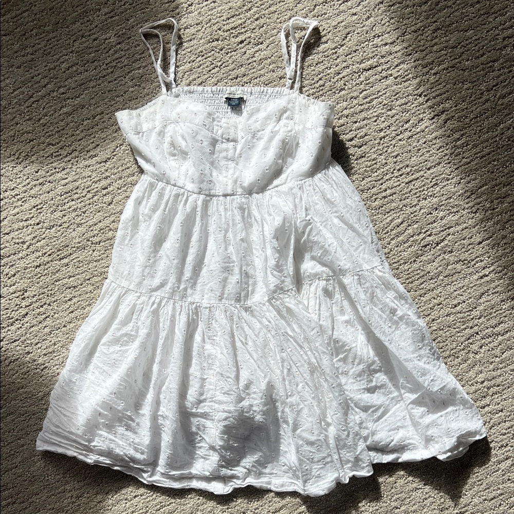 American Eagle Outfitters White Eyelet Top
